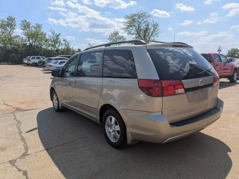 Used 2005 Toyota Sienna CE FWD image 7