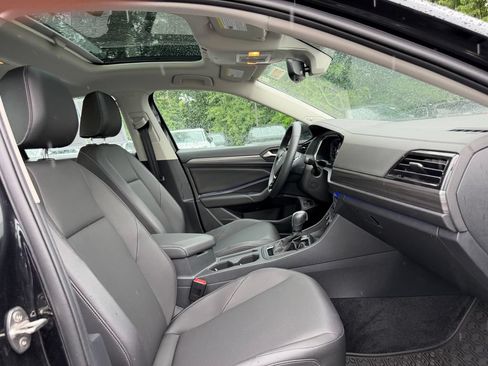 Used 2020 Volkswagen Jetta SEL FWD image 18