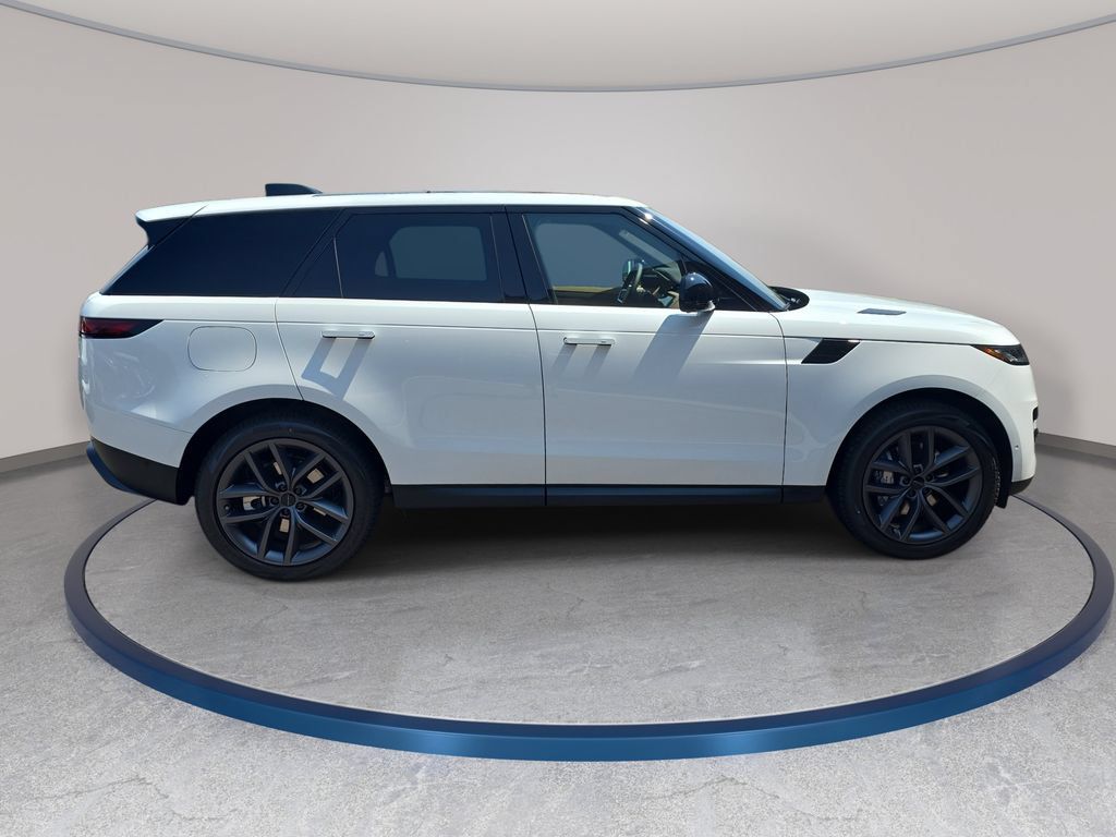 New 2026 Land Rover Range Rover Sport SE AWD/4WD image 4