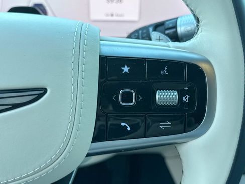 Used 2025 Genesis GV80 3.5T Prestige image 29