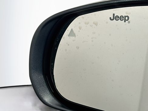 Used 2024 Jeep Compass Limited AWD/4WD image 16