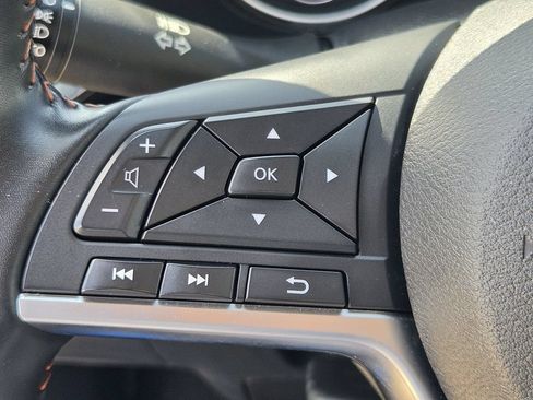 Used 2025 Nissan Sentra SR w/ Midnight Edition FWD image 23
