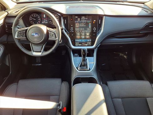 Certified 2025 Subaru Outback Premium image 4