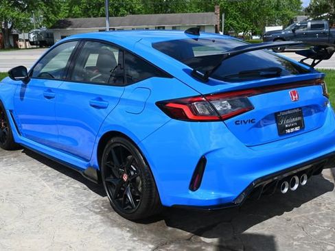 Used 2025 Honda Civic Type R image 7