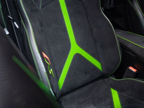 Used 2021 Lamborghini Aventador SVJ image 37