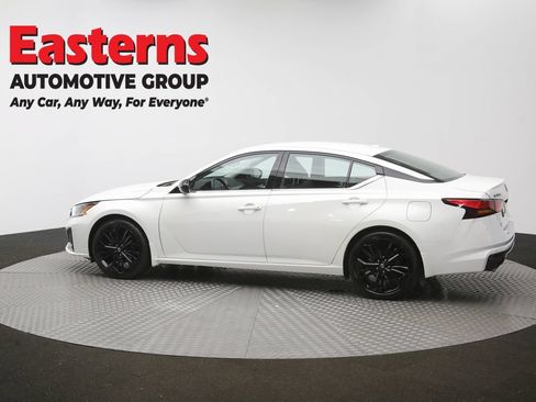 Used 2023 Nissan Altima 2.5 SR FWD image 61
