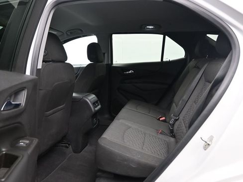 Used 2020 Chevrolet Equinox LT image 30