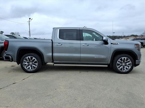 New 2026 GMC Sierra 1500 Denali w/ Denali Reserve Package image 8