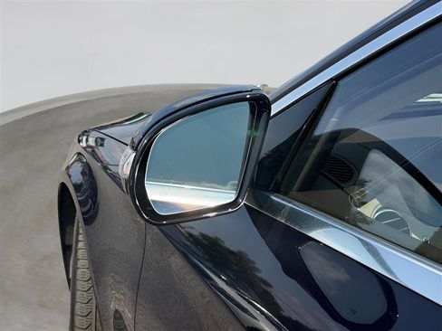 Used 2019 Mercedes-Benz S 560 4MATIC Sedan image 8
