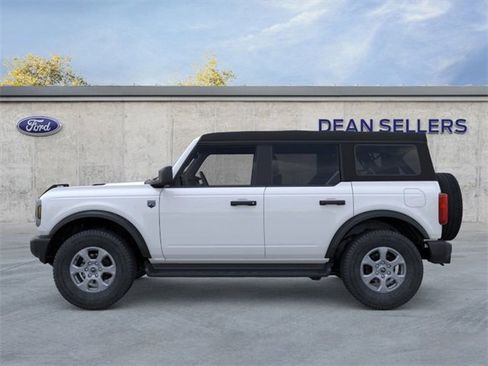 New 2025 Ford Bronco Big Bend image 3