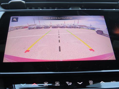 New 2026 Jeep Grand Cherokee Altitude RWD image 24
