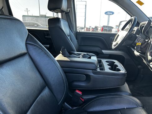 Used 2018 Chevrolet Silverado 1500 LT w/ All Star Edition image 12