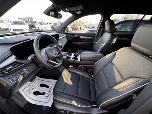Used 2025 Buick Enclave Preferred image 6