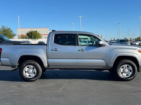 Certified 2022 Toyota Tacoma SR image 6
