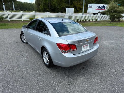 Used 2011 Chevrolet Cruze LT image 4