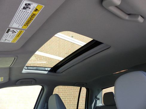 Used 2025 Honda Ridgeline RTL image 40