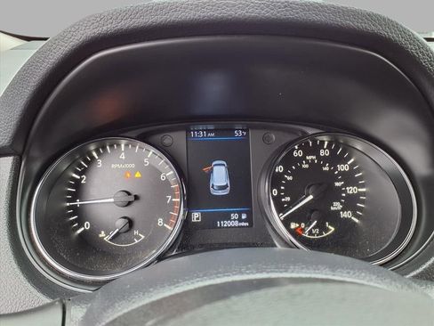 Used 2020 Nissan Rogue SV image 16