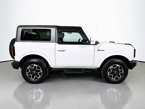 Used 2023 Ford Bronco Outer Banks image 8