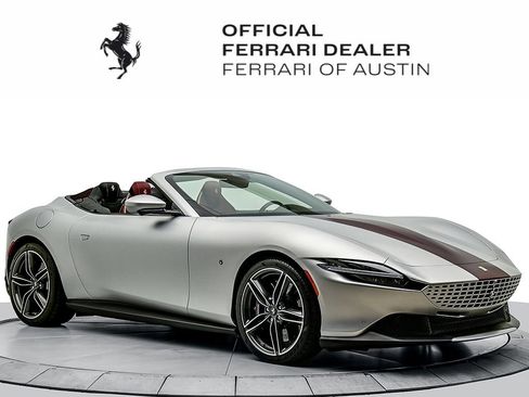 Used 2025 Ferrari Roma Spider RWD image 2