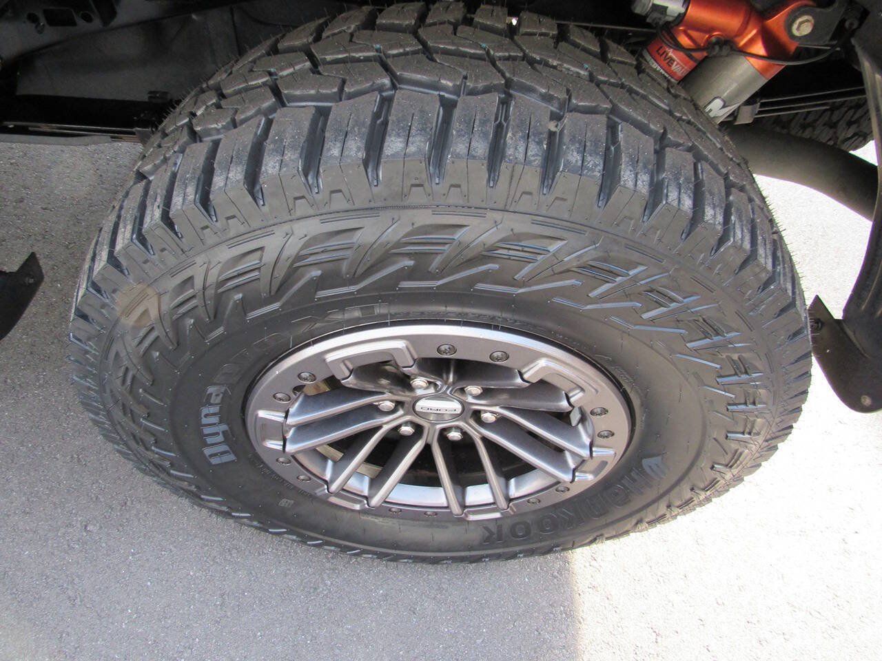 Used 2019 Ford F150 Raptor w/ Equipment Group 802A Luxury AWD/4WD image 15