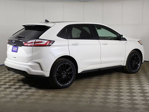 Used 2024 Ford Edge ST-Line AWD/4WD image 9