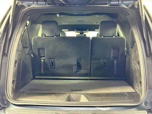 Used 2021 Chevrolet Suburban LT image 15