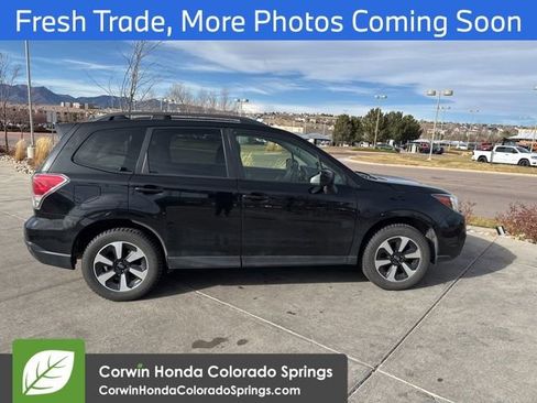 Used 2018 Subaru Forester 2.5i Premium w/ All-Weather Package image 8