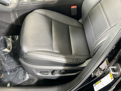 Used 2020 INFINITI QX50 Luxe w/ Navigation Package image 19