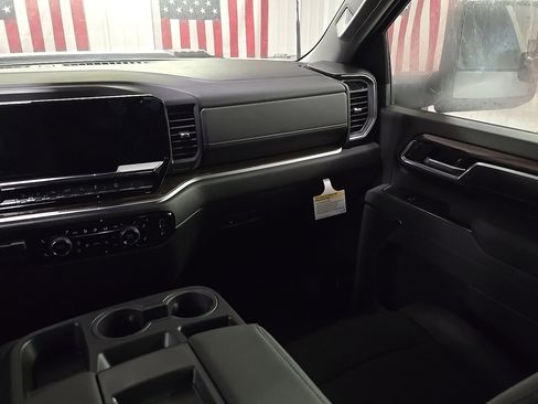 New 2026 Chevrolet Silverado 3500 LT w/ All Star Edition image 18