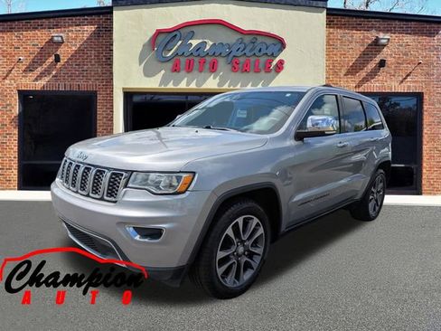 Used 2018 Jeep Grand Cherokee Limited image 5