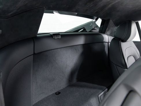 Used 2015 Audi R8 Competition image 45