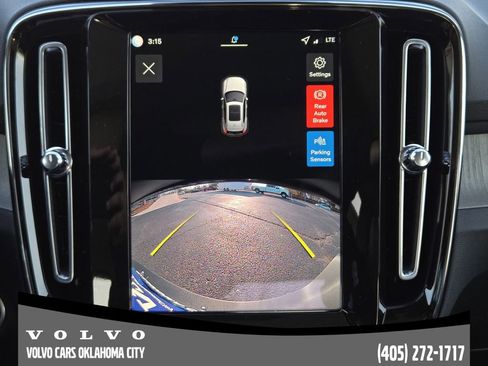 Used 2026 Volvo XC40 B4 Core w/ Protection Package Premier FWD image 17