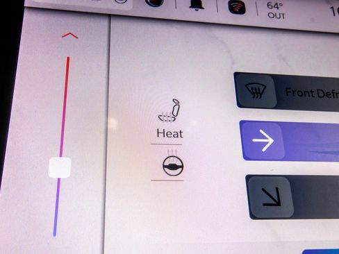 Used 2023 Jeep Grand Cherokee Limited w/ Black Appearance Package image 26