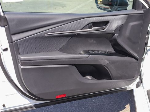 Used 2026 Toyota Camry Hybrid w/ Multimedia Upgrade Package image 22