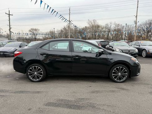 Used 2015 Toyota Corolla S image 11