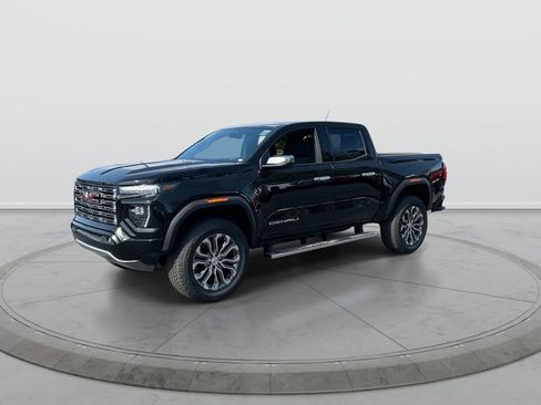 New 2026 GMC Canyon Denali AWD/4WD image 4