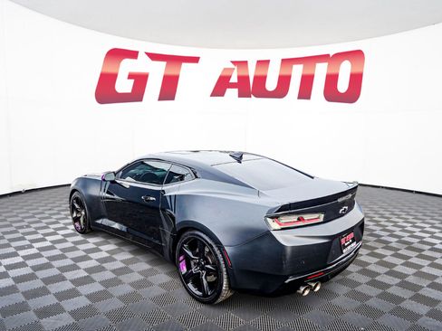 Used 2018 Chevrolet Camaro SS image 5