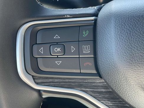 Used 2022 Jeep Wagoneer Series III w/ Convenience Group I image 10