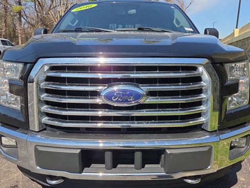 Used 2016 Ford F150 XLT w/ Equipment Group 302A Luxury image 6