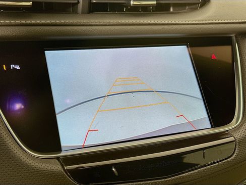 Used 2017 Cadillac XT5 Luxury w/ Driver Awareness Package FWD image 15