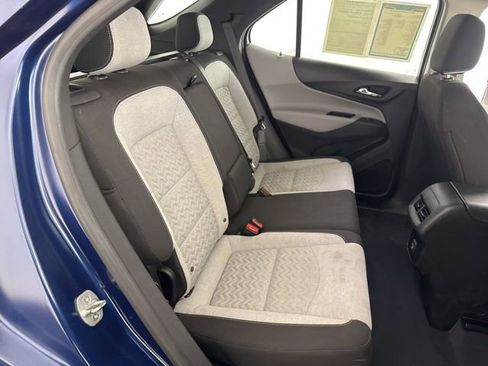 Used 2022 Chevrolet Equinox LS image 29