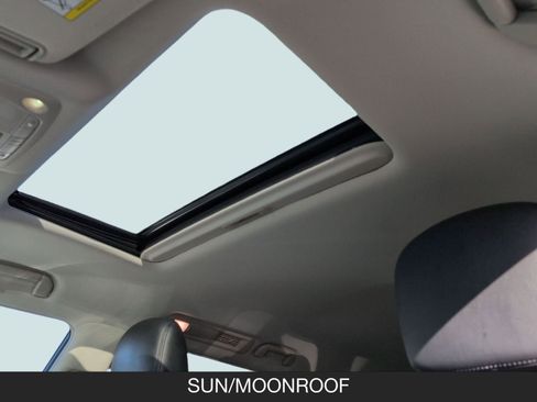 Certified 2023 Nissan Armada SL image 21