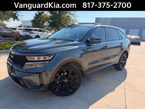 Certified 2023 Kia Sorento SX FWD image 1