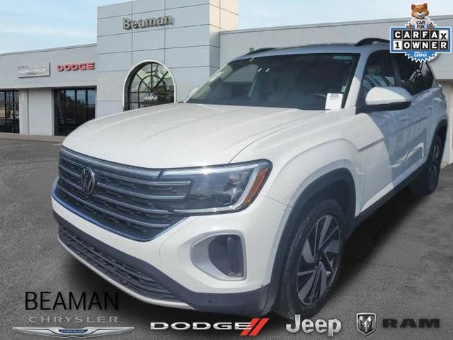 Used 2025 Volkswagen Atlas SE AWD/4WD image 1