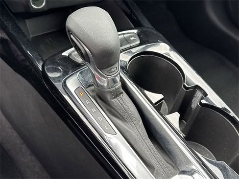 Used 2025 Chevrolet Trax LT image 13