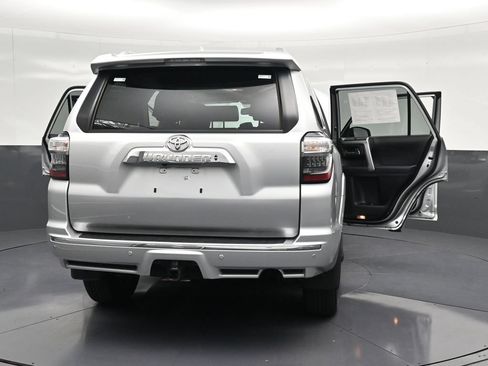 Used 2024 Toyota 4Runner Limited AWD/4WD image 35
