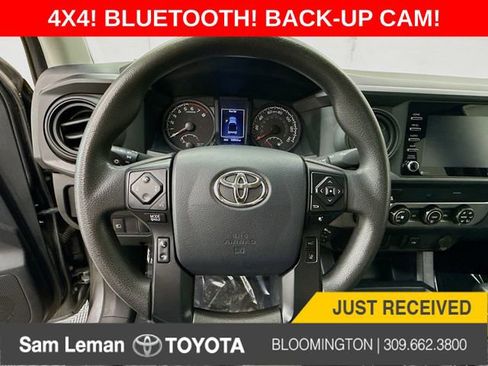 Used 2020 Toyota Tacoma SR image 11