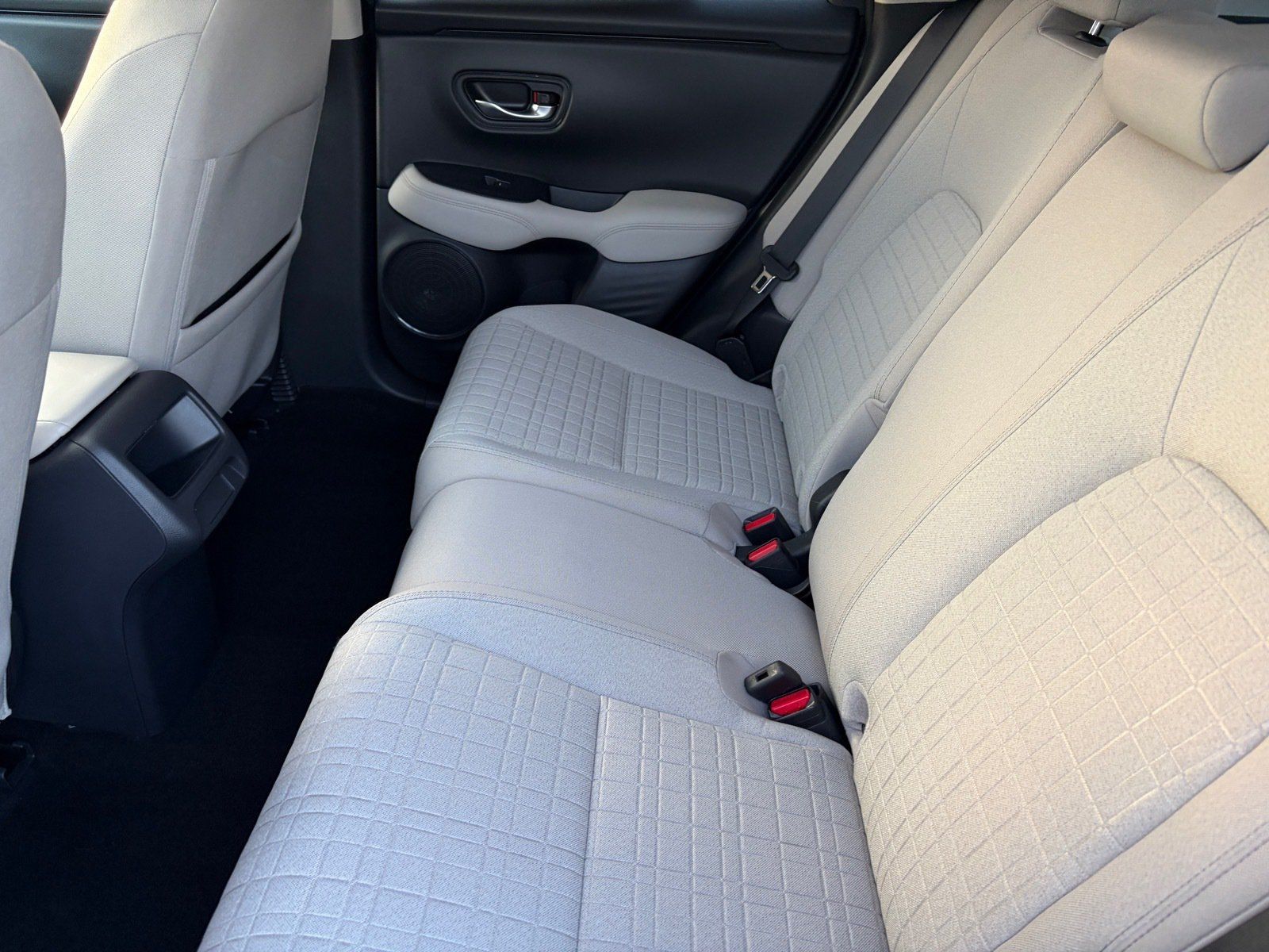 Used 2024 Honda HR-V LX image 13