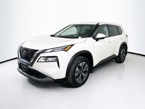 Used 2023 Nissan Rogue SV image 3