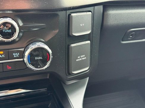 New 2026 Ford F250 Lariat w/ Lariat Ultimate Package image 17
